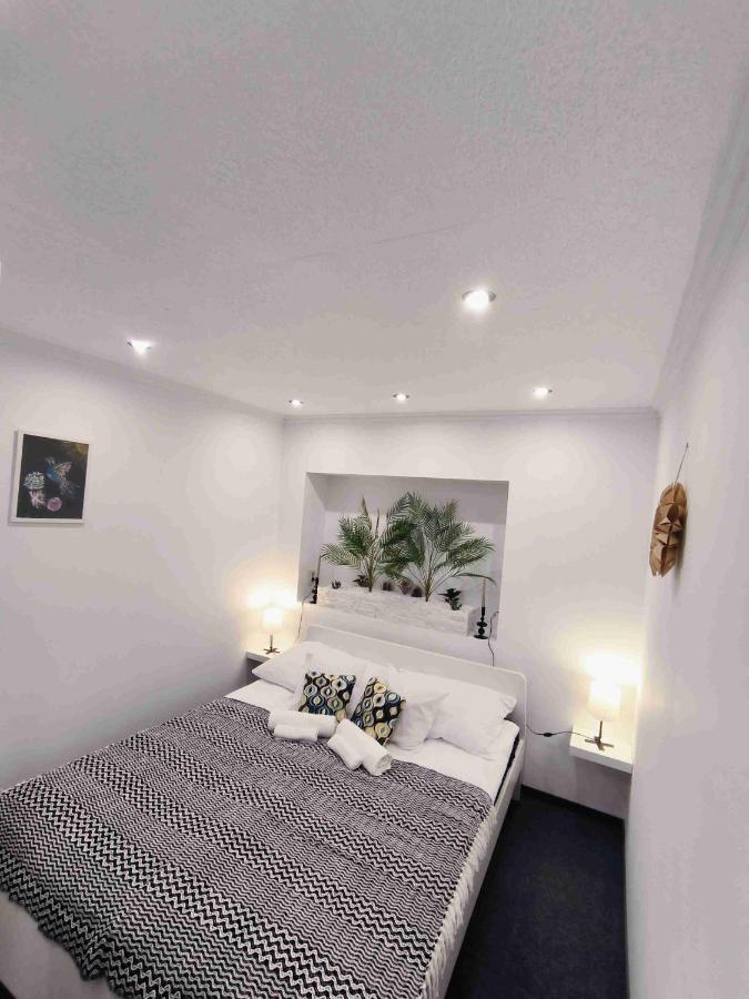 Baky House Appartement Balatonlelle Buitenkant foto