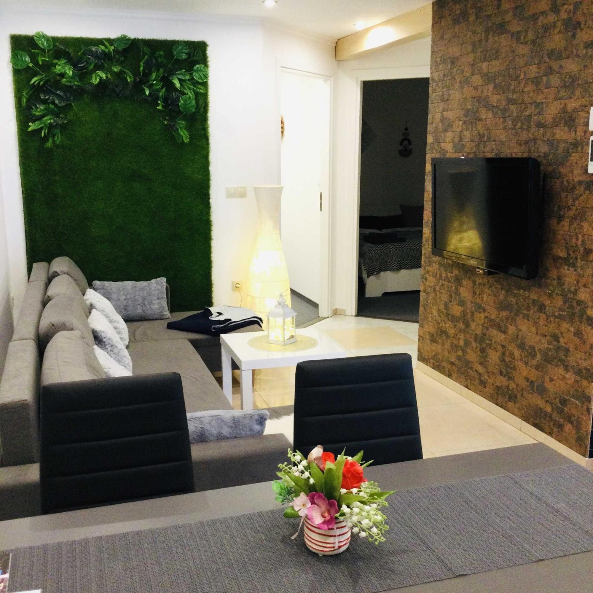 Baky House Appartement Balatonlelle Buitenkant foto