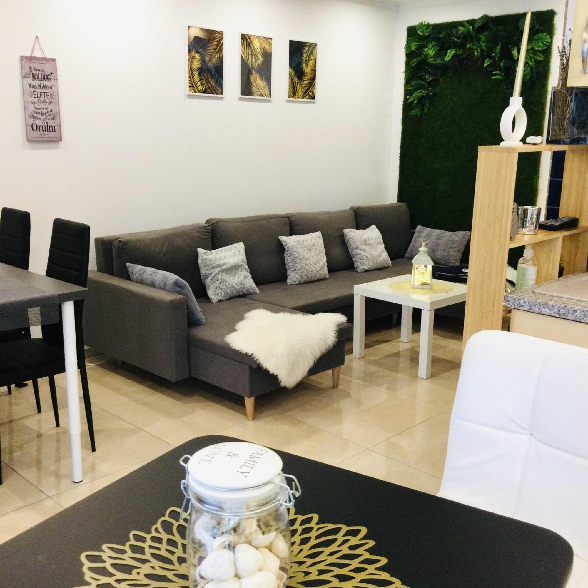 Baky House Appartement Balatonlelle Buitenkant foto