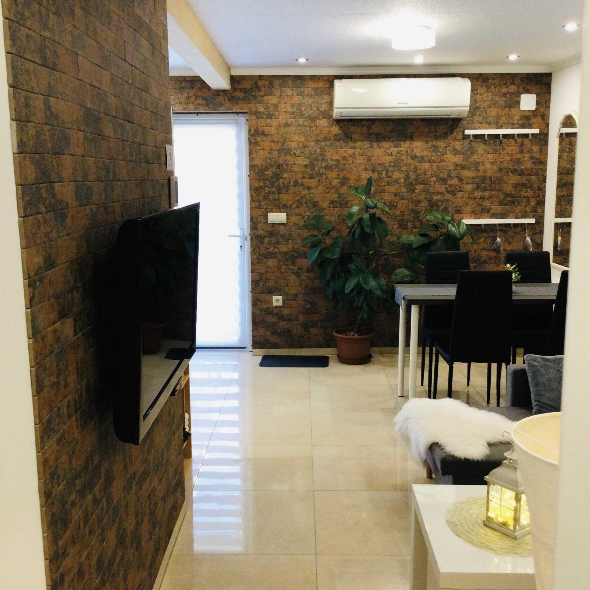 Baky House Appartement Balatonlelle Buitenkant foto