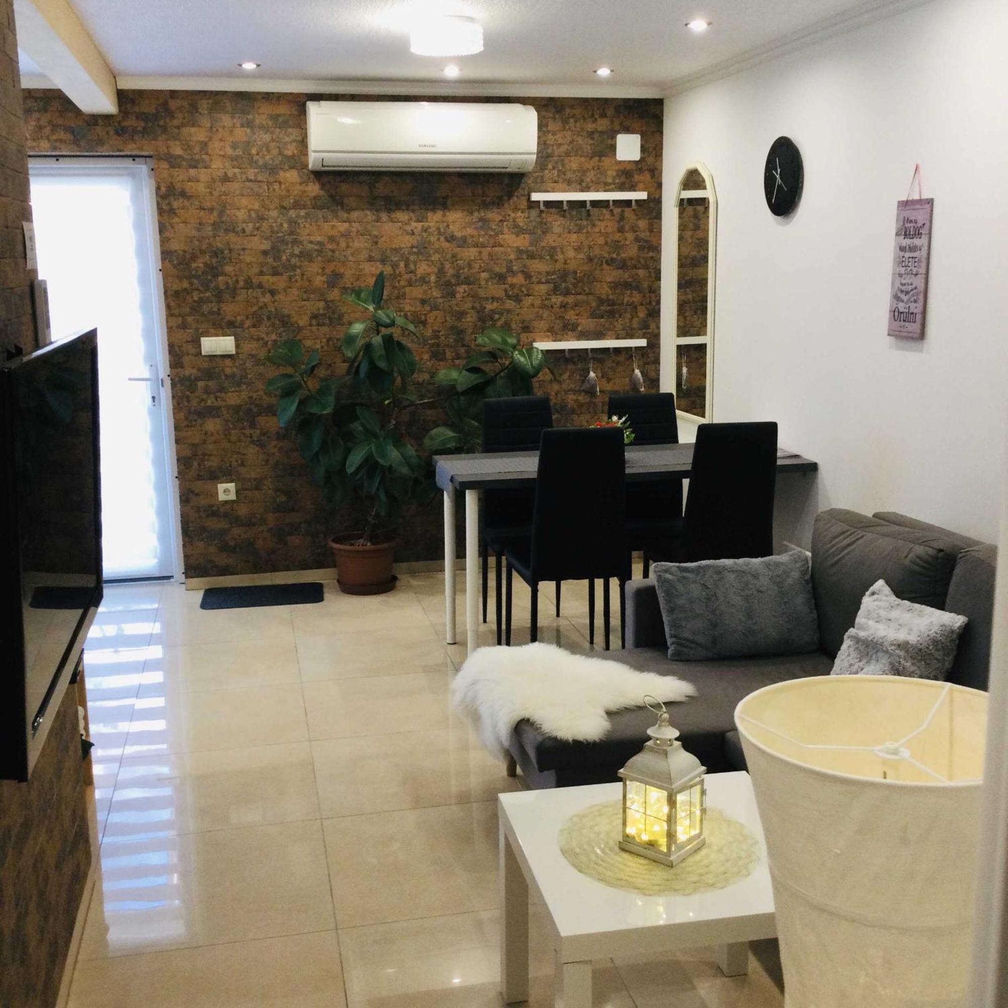 Baky House Appartement Balatonlelle Buitenkant foto